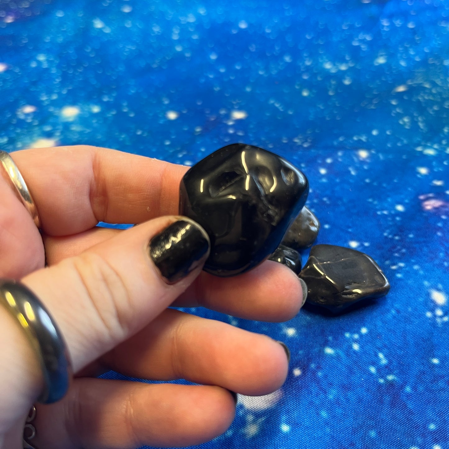 Black Onyx Tumbled Stone