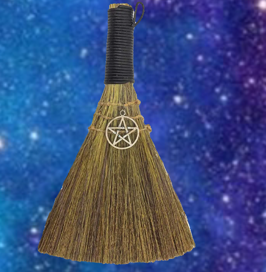 Broom Wicca Hanging - Pentacle 8.5"L
