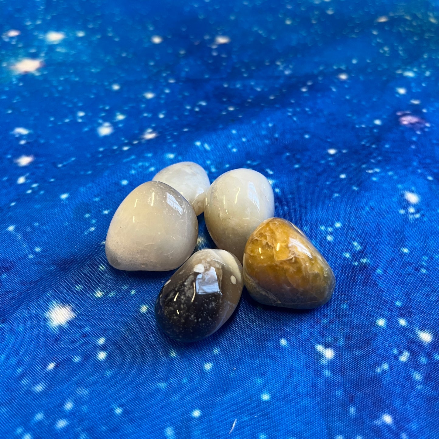 Natural Agate Tumbled Stone