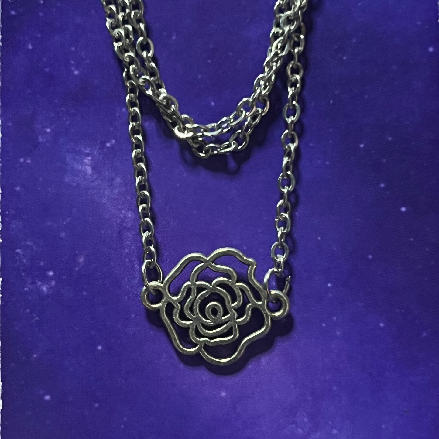 Hollow Rose Necklace