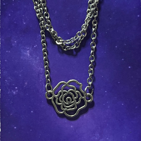 Hollow Rose Necklace