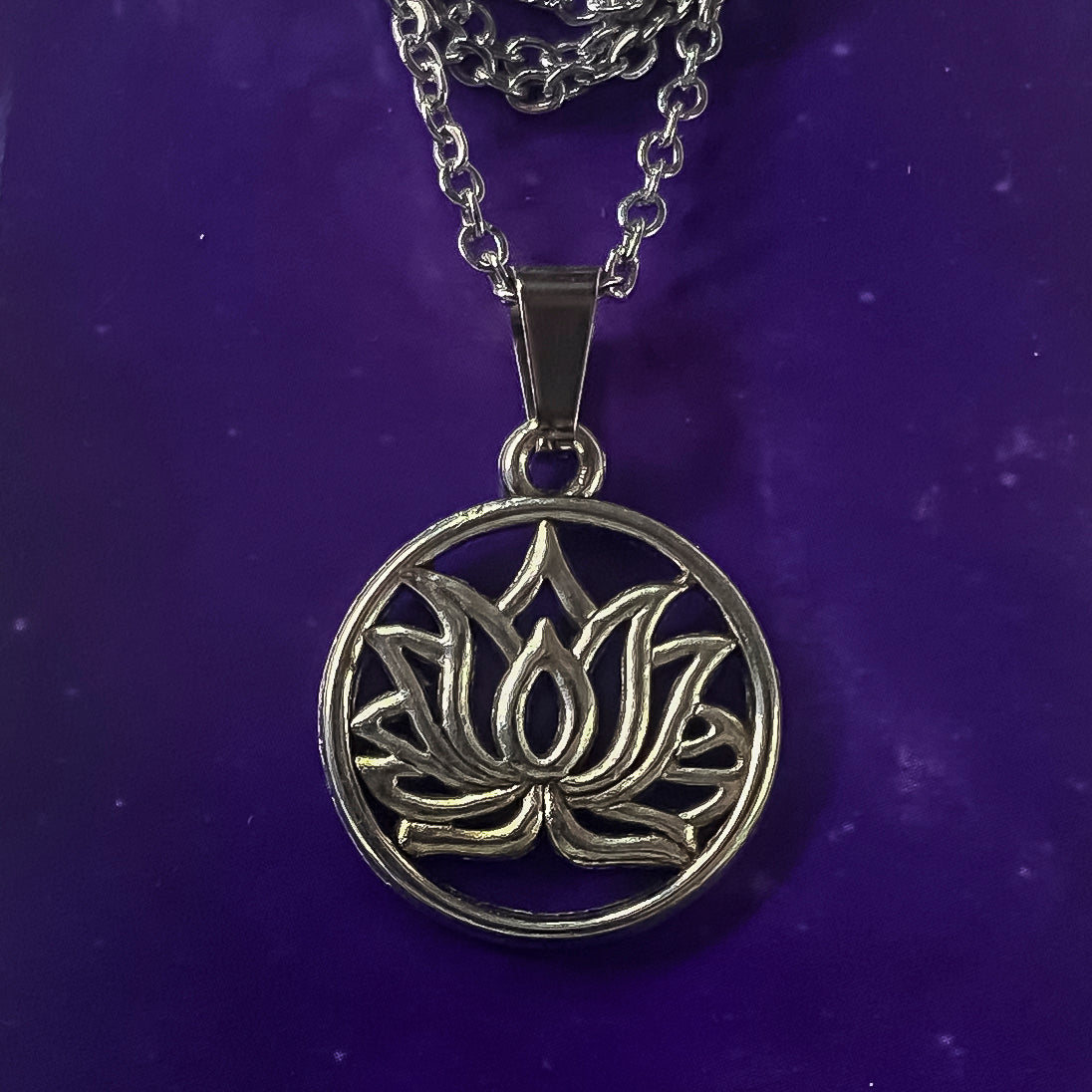 Circle Lotus Necklace
